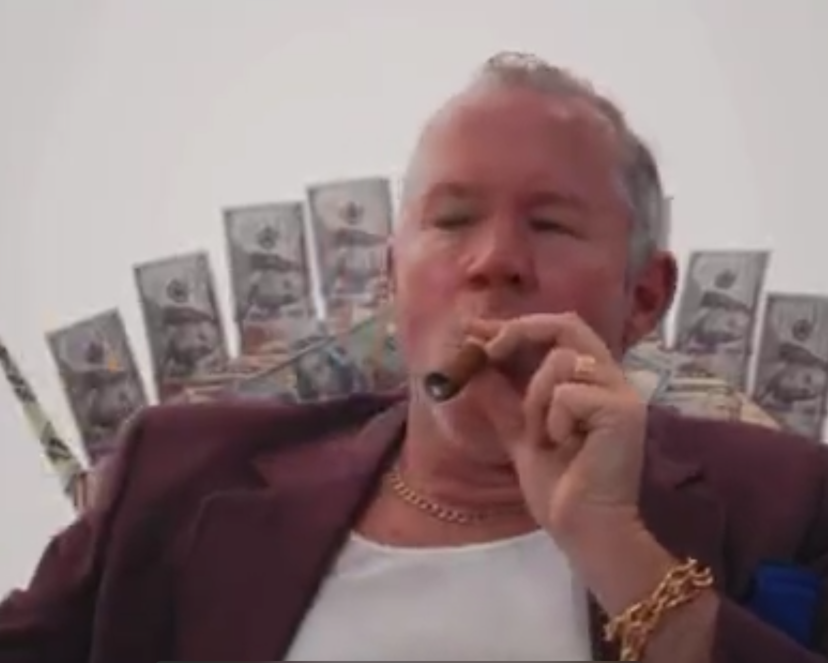 Les as the sleazy landlord in "Wasting Money" commercial